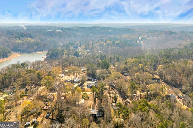 51 Lake Mist Drive, Martin, GA 30557