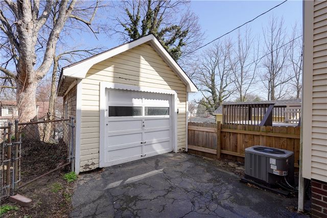 134 Wyndham Road, Rochester, NY 14612