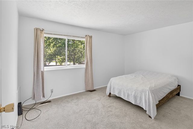 3234 Fillmore Drive, Brunswick, OH 44212