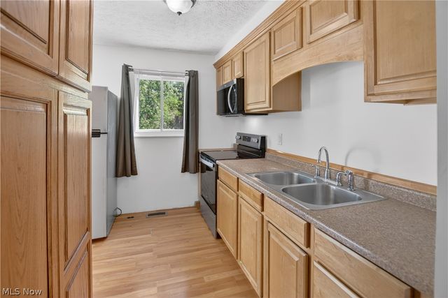 3234 Fillmore Drive, Brunswick, OH 44212