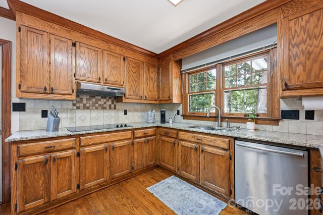 4620 Fairvista Drive, Charlotte, NC 28269