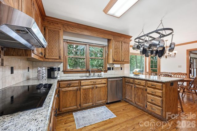 4620 Fairvista Drive, Charlotte, NC 28269