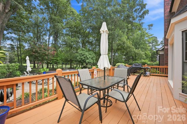 4620 Fairvista Drive, Charlotte, NC 28269