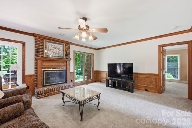 4620 Fairvista Drive, Charlotte, NC 28269