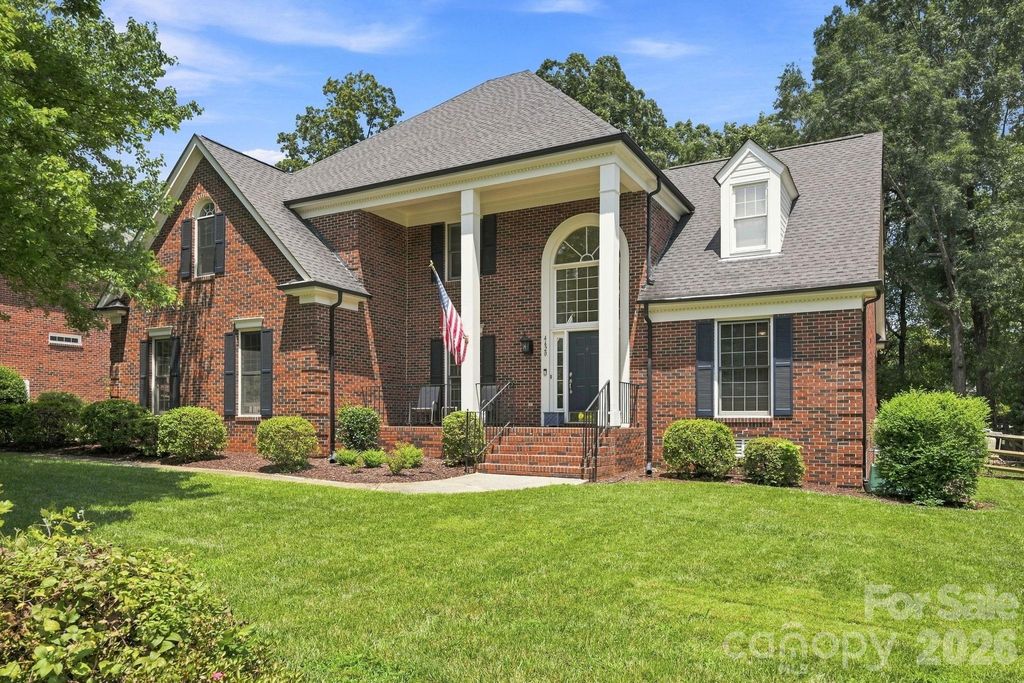 4620 Fairvista Drive, Charlotte, NC 28269