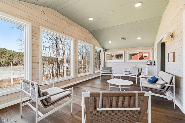 3133 Rockwood Drive SW, Carrollton, OH 44615