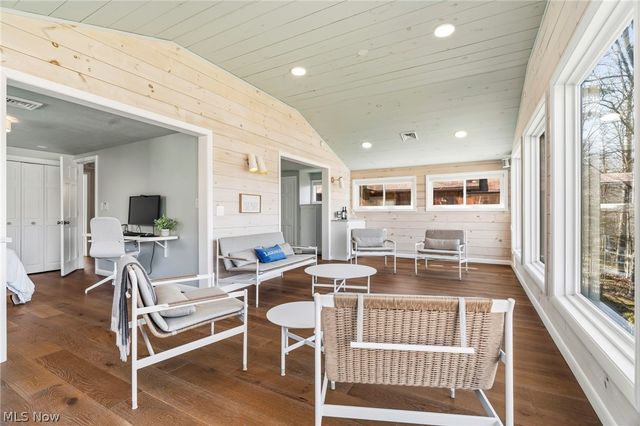 3133 Rockwood Drive SW, Carrollton, OH 44615