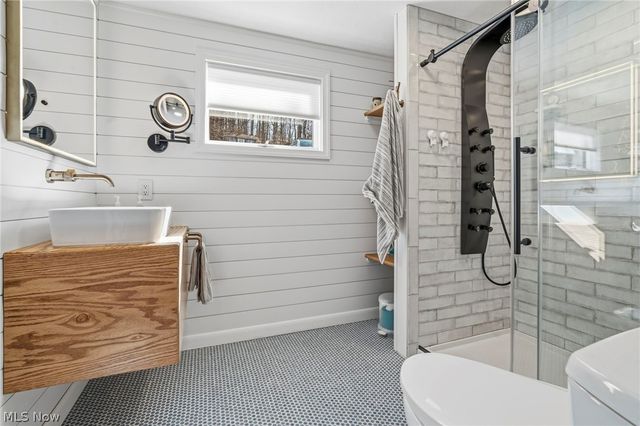 3133 Rockwood Drive SW, Carrollton, OH 44615