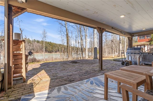 3133 Rockwood Drive SW, Carrollton, OH 44615