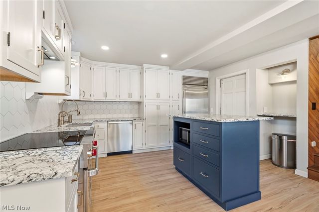 3133 Rockwood Drive SW, Carrollton, OH 44615