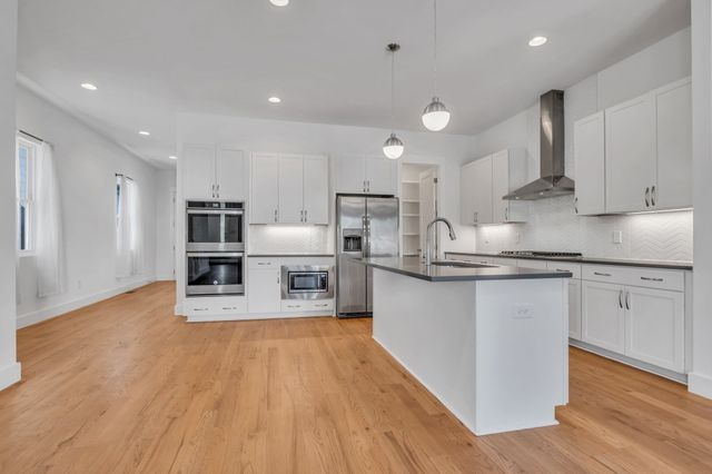 1016B 13th Ave, S, Nashville, TN 37212