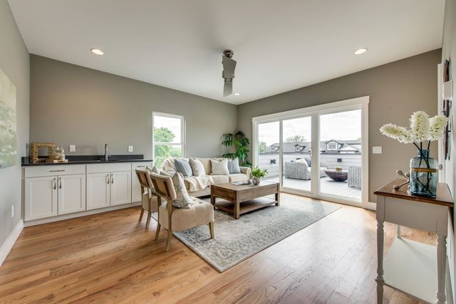 1016B 13th Ave, S, Nashville, TN 37212