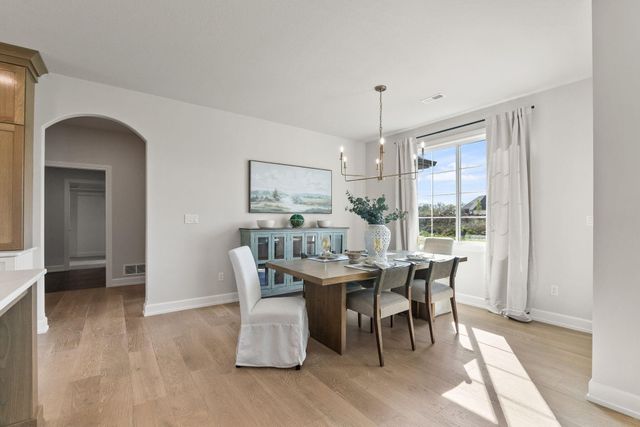 212 WALTON HEATH DR, Columbia, MO 65201