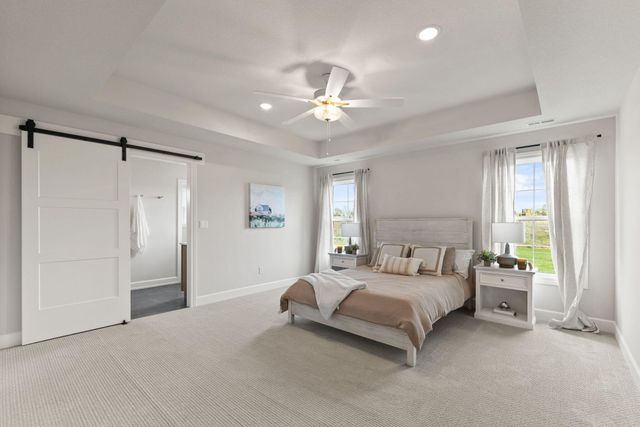 212 WALTON HEATH DR, Columbia, MO 65201