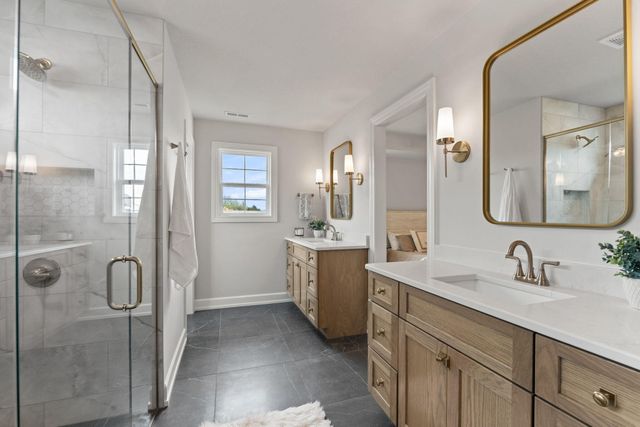 212 WALTON HEATH DR, Columbia, MO 65201