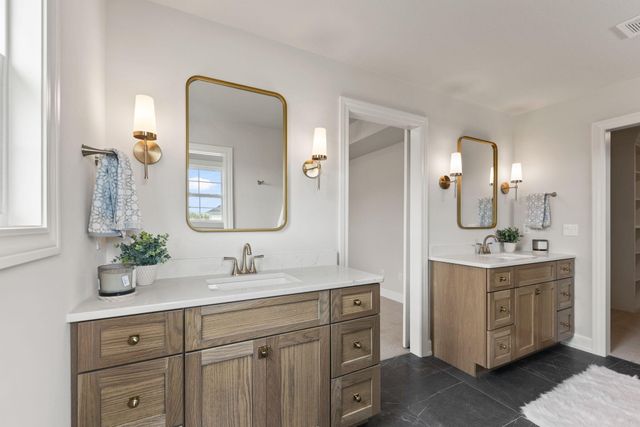 212 WALTON HEATH DR, Columbia, MO 65201