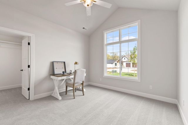 212 WALTON HEATH DR, Columbia, MO 65201