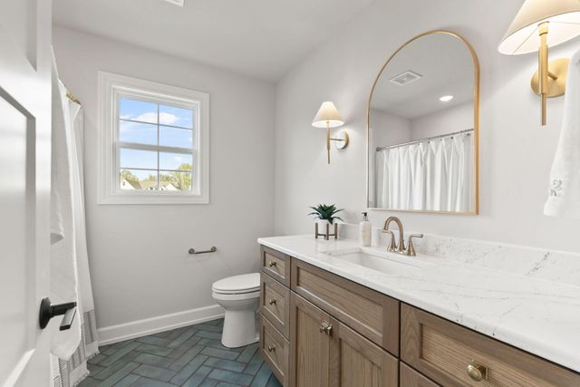 212 WALTON HEATH DR, Columbia, MO 65201