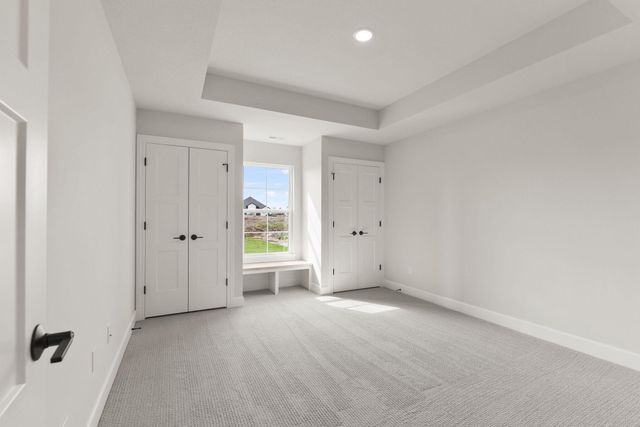 212 WALTON HEATH DR, Columbia, MO 65201