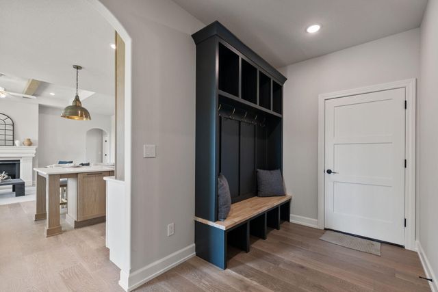 212 WALTON HEATH DR, Columbia, MO 65201