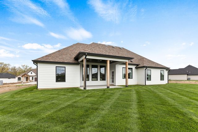 212 WALTON HEATH DR, Columbia, MO 65201