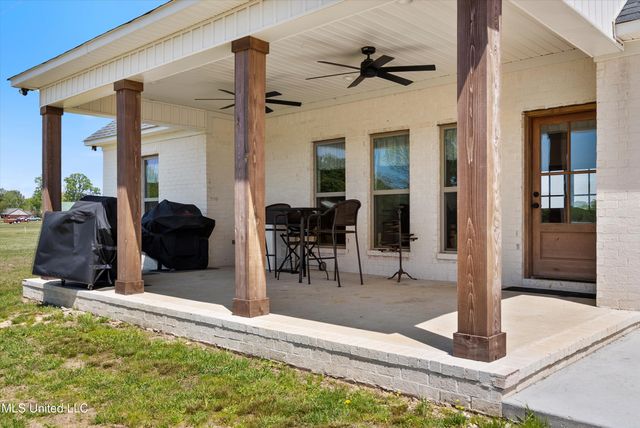 1227 County Road 90, New Albany, MS 38652
