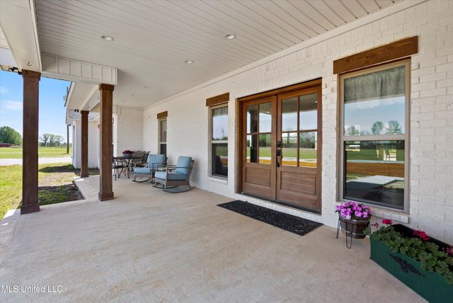 1227 County Road 90, New Albany, MS 38652