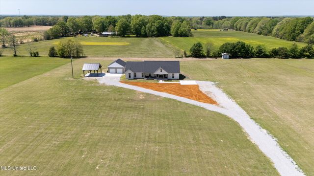 1227 County Road 90, New Albany, MS 38652