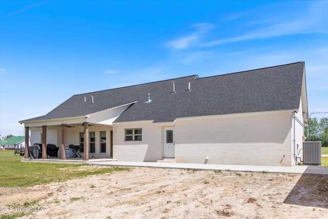 1227 County Road 90, New Albany, MS 38652