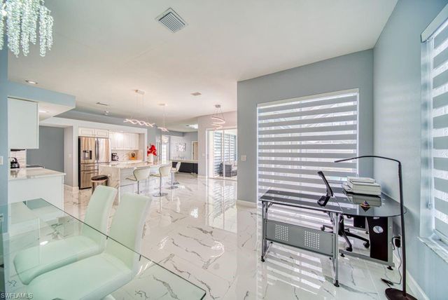 946 SE 23rd PL, Cape Coral, FL 33990