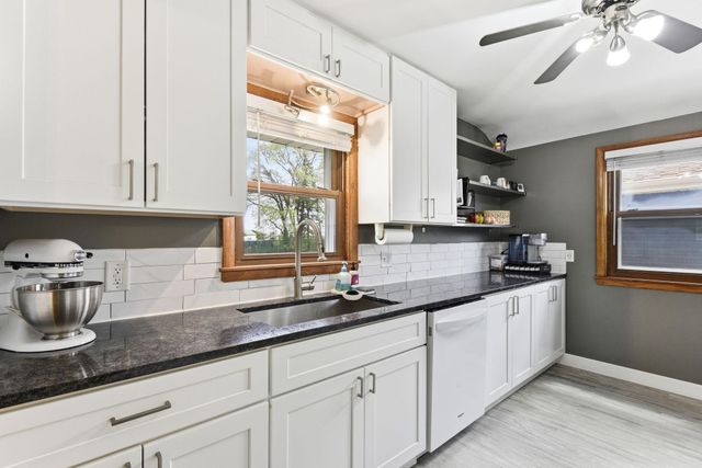 1030 Kenneth Street, Eagan, MN 55121