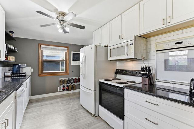 1030 Kenneth Street, Eagan, MN 55121