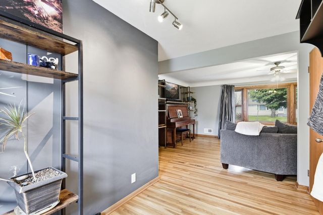 1030 Kenneth Street, Eagan, MN 55121