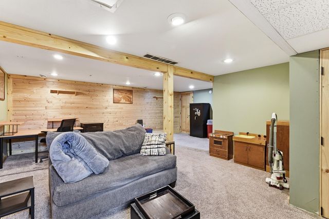 1030 Kenneth Street, Eagan, MN 55121
