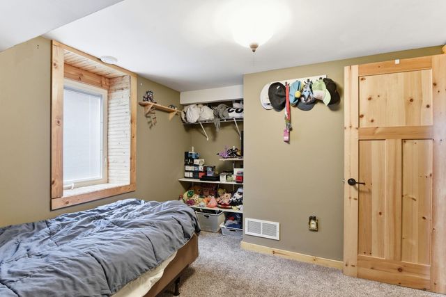 1030 Kenneth Street, Eagan, MN 55121