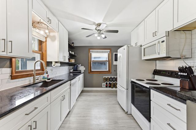 1030 Kenneth Street, Eagan, MN 55121