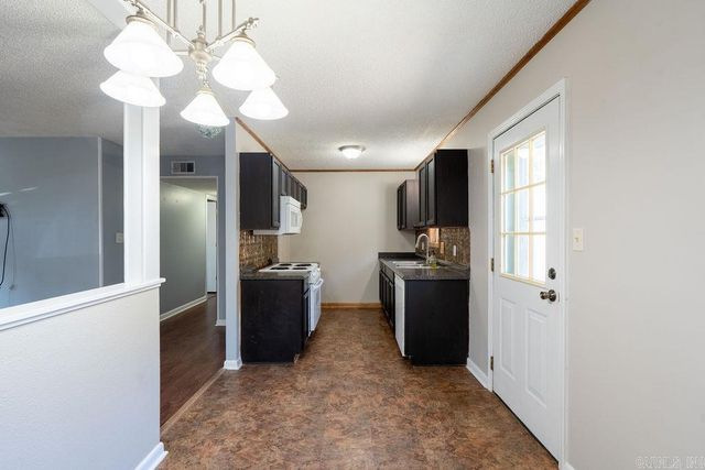 1417 Meadowbrook Drive, Heber Springs, AR 72543