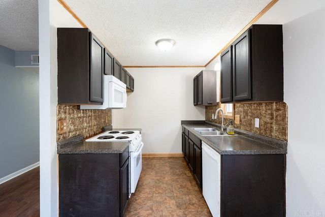 1417 Meadowbrook Drive, Heber Springs, AR 72543