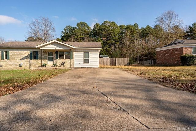 1417 Meadowbrook Drive, Heber Springs, AR 72543