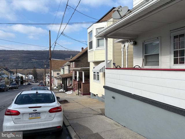 169 S 2ND ST, Coaldale, PA 18218