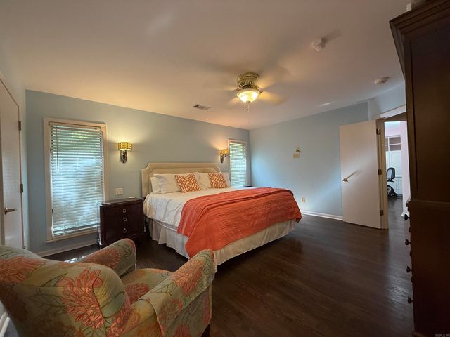 917 Calvert Cv, Forrest City, AR 72335