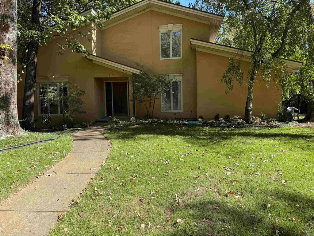 917 Calvert Cv, Forrest City, AR 72335