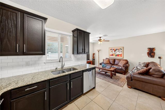 2502 SEVEN OAKS DR, St Cloud, FL 34772