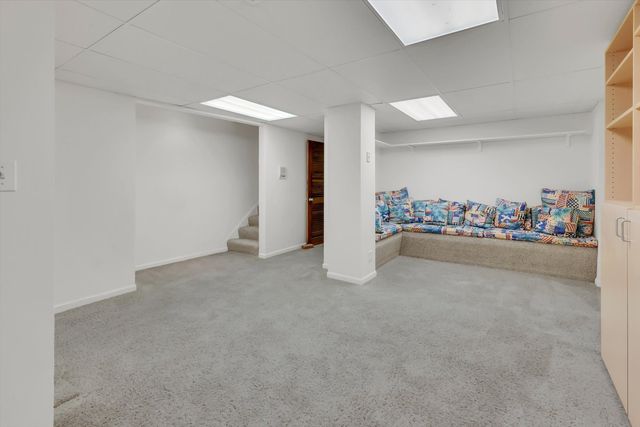 1034 N La Salle Drive, Chicago, IL 60610