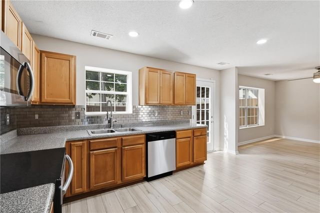 481 Hillandale Park Drive, Lithonia, GA 30058