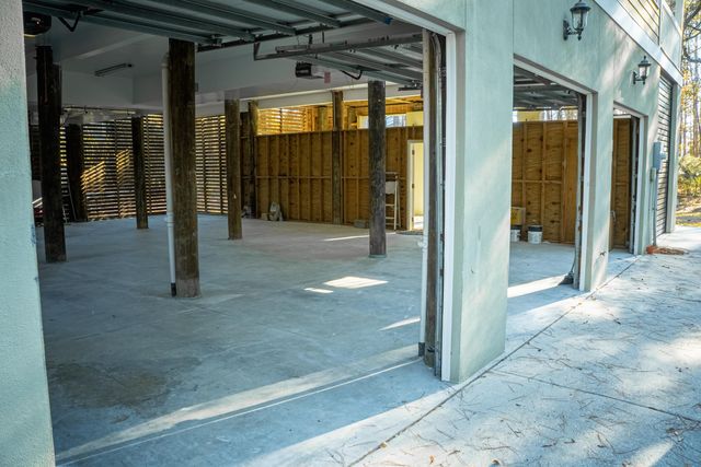 1492 Headquarters Plantation Drive, Johns Island, SC 29455