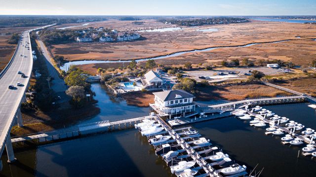 1492 Headquarters Plantation Drive, Johns Island, SC 29455