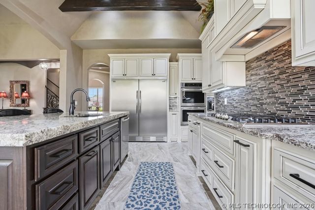 2821 E 103rd Place, Tulsa, OK 74137
