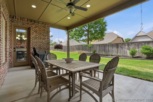 2821 E 103rd Place, Tulsa, OK 74137