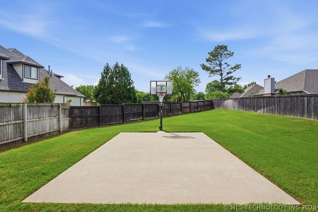 2821 E 103rd Place, Tulsa, OK 74137